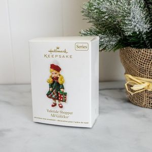 ✔️ Add-on $5 ✔️ Hallmark 2011 Yuletide Shopper Madame Alexander Series #16